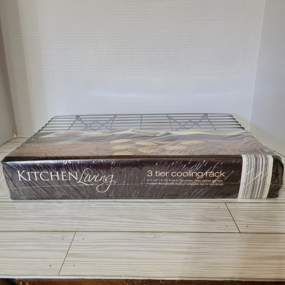 Kitchen Living 3 Tier Cooling/Baking Rack Collapsible Non Stick Finish - Picture 2 of 7